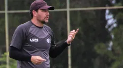 Foto: Jonatan Dutra/Ferroviária SA/Divulgação - Elano: tentou empréstimo de atacante do Santos