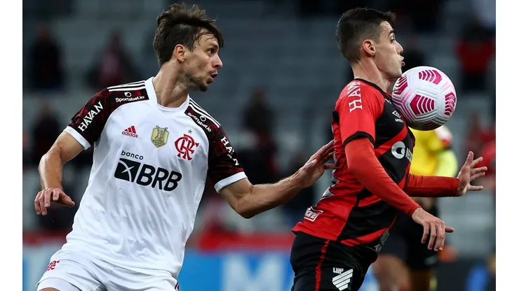 Foto: Buda Mendes/Getty Images - Rodrigo Caio foi operado recentemente e Flamengo está em busca de zagueiro; Gabriel Paulista teria sido sondado