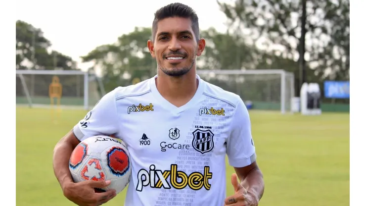 Pedro Júnior, atacante da Ponte Preta (Foto: Divulgação/Ponte Preta)