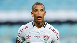Caio Paulista, jogador do Fluminense, durante partida contra o Grêmio no estádio Arena do Grêmio pelo Brasileirão Série A 2021. Foto: Pedro H. Tesch/AGIF
