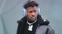 Antonio Brown alfinetou o ex-clube ontem em seu Twitter (Getty Images)