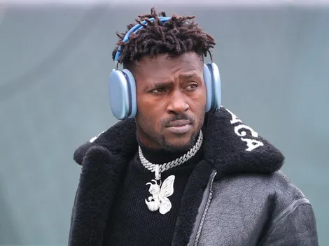 Antonio Brown faz meme zoando os Buccaneers após eliminação nos playoffs