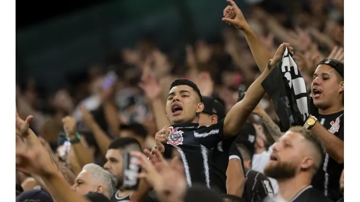 Paulo Lopes/Anadolu Agency via Getty Images - Torcedores do Corinthians na Neo Quimica Arena