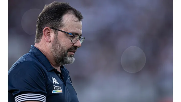 Foto: Jorge Rodrigues/AGIF - Pedido de Enderson Moreira chega ao Botafogo para a temporada de 2022