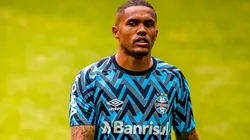 (Photo by Silvio Avila/Getty Images) - Camisa 10 não joga mais pelo Grêmio.