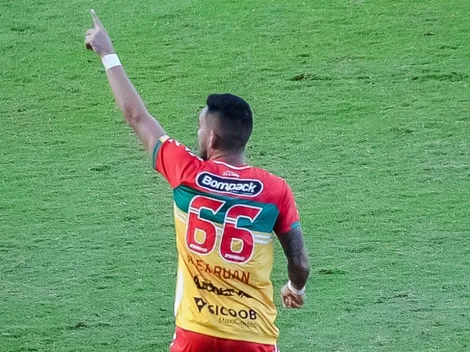 Alex Ruan vai a público e destaca pré-temporada do Brusque: "Conseguimos evoluir bem"