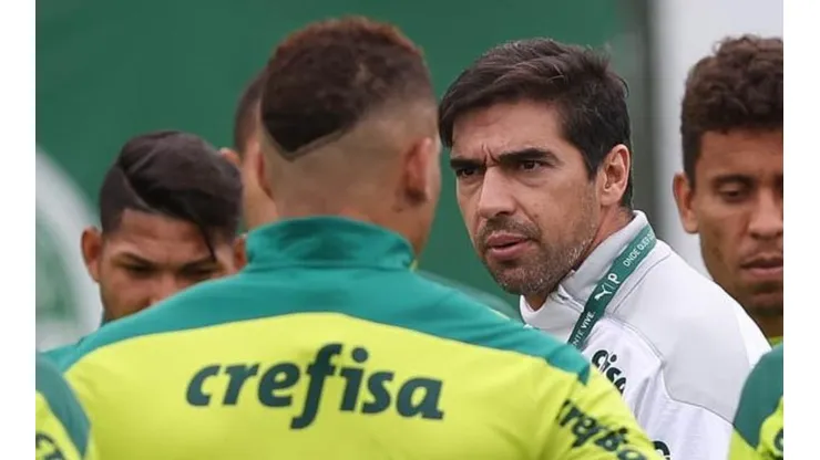 Foto: Cesar Greco - Abel Ferreira vetou Elkeson no Palmeiras, abrindo passagem ao Botafogo no projeto de trazer CA