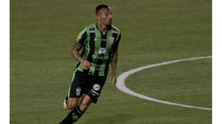 Foto: Rebeca Reis/AGIF - Joseph já sabe em que posição vai atuar no Botafogo-SP