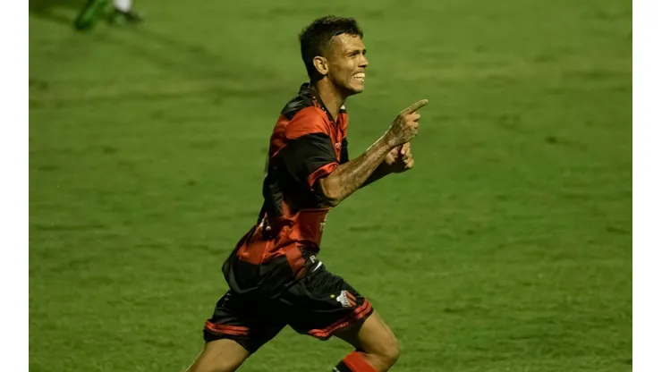 Foto: Diogo Reis/AGIF - Kadu Barone, novo reforço do Botafogo-SP