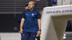 Foto: Celio Junior/AGIF - Mozart, treinador do CSA