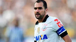 Foto: Hélio Suenaga/LatinContent via Getty Images | Danilo tem futuro incerto no Corinthians
