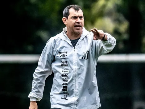 Medalhão faz trabalho especial para voltar a ser titular com Carille