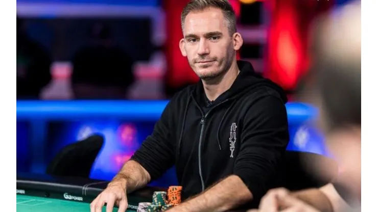 Justin Bonomo é o jogador de poker mais premiado no cenário live de todos os tempos (Foto: Hayley Hochstetler/PokerNews)