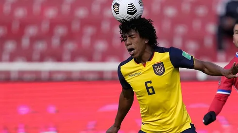 Foto: Dolores Ochoa-Pool/Getty Images | Hurtado foi convocado pela Seleção do Equador e atuou em uma partida