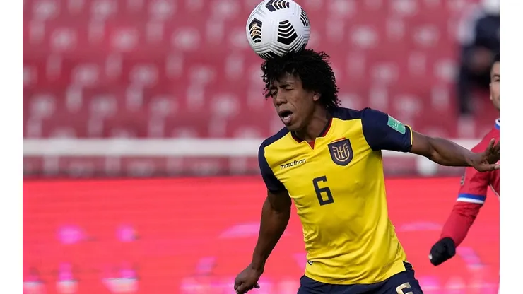 Foto: Dolores Ochoa-Pool/Getty Images | Hurtado foi convocado pela Seleção do Equador e atuou em uma partida