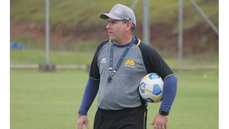 Celso da Luz / Criciúma EC/ Técnico do Criciúma fala sobre a dificuldade de enfrentar o Novo Iguaçu na Copa do Brasil