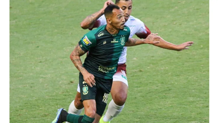 Joseph vai a público e afirma que titularidade da equipe está em aberto: "Trabalhar no dia a dia"