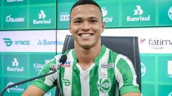 Fernando Alves/E.C Juventude/ Darlan chega no Juventude e comemora oportunidade: "Com muita vontade de vencer, preparado e feliz por esse momento"