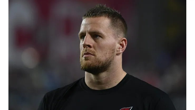 JJ Watt retornou de lesão na partida de ontem, contra os Rams (Getty Images)