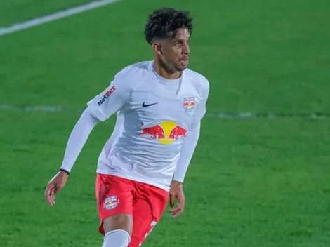 Sem espaço no Bragantino, Vitinho pode fechar com rival