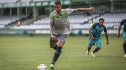 Foto: Divulgação/Coritiba - Alef Manga: deixou sua marca em jogo-treino no Couto Pereira