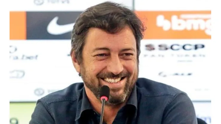 Foto: (Rodrigo Coca/Agência Corinthians) - Duilio Monteiro Alves foi avisado que um centroavante que interessa ao Corinthians está de saída