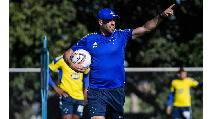 Foto: Gustavo Aleixo/Cruzeiro - Paulo Pezzolano, treinador do Cruzeiro