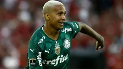Foto: (Ernesto Ryan/Getty Images) - Deyverson tirou onda com o Flamengo lembrando da conquista do tricampeonato da Copa Libertadores do Palmeiras