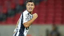 Foto: Pedro H. Tesch/AGIF - Marcos Leonardo em ação pelo Santos