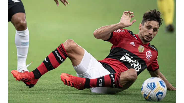 Rodrigo Caio recebeu alta do hospital e será acompanhado pelo DM do Flamengo