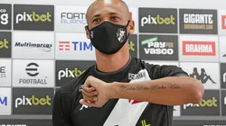 Anderson Conceição tem tatuagem em homenagem à mãe (Foto: Rafael Ribeiro/Vasco.com.br)