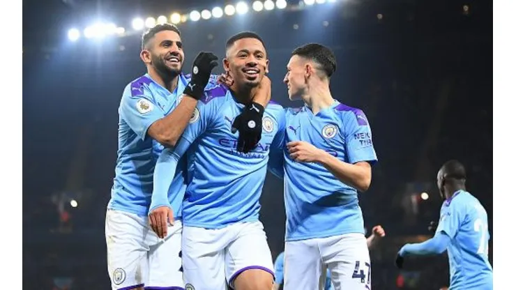 Manchester City, de Jesus, faz duelo de líderes com Chelsea