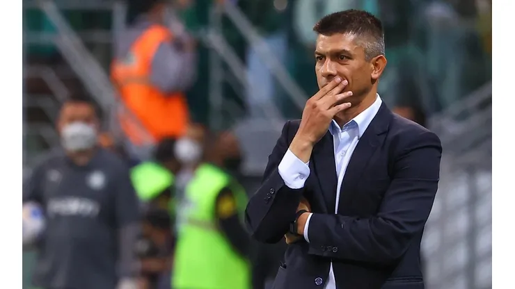 Foto: (Marcello Zambrana/AGIF) - Gustavo Florentín tem participado ativamente das buscas por novos reforços para o Sport, mas a procura está em 'stand by'