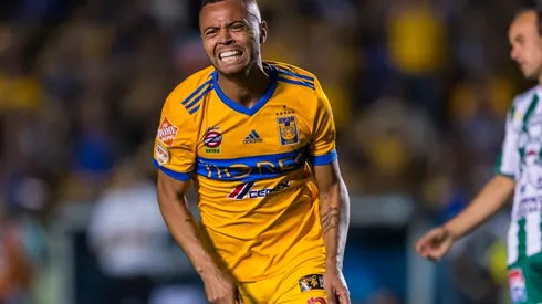 Foto: Azael Rodriguez/Getty Images - Rafael Carioca é destaque do Tigres há temporadas, mas quer voltar ao Brasil para jogar no Botafogo