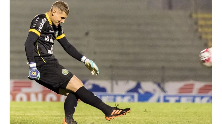 Foto: Robson Mafra/AGIF - Deivity em ação pelo Ypiranga
