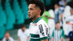 Foto: Gabriel Machado/AGIF - Rafinha puxa fila e mais um medalhão sai do Coritiba