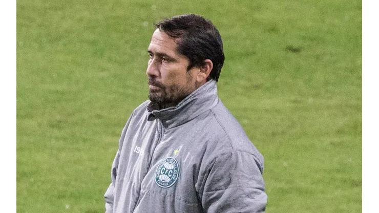 Foto: Robson Mafra/AGIF - Morínigo é avisado sobre futuro de Piá do Couto