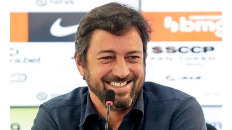 Foto: Rodrigo Coca/Agência Corinthians - Duilio vem buscando reforços.