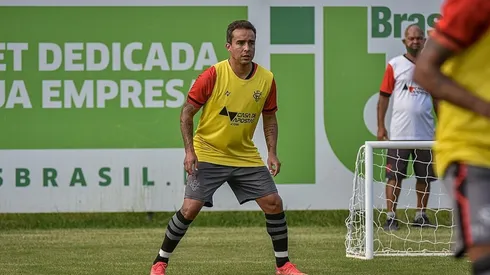 Jadson foi contratado pelo Vitória nesta temporada (Foto: Pietro Carpi/EC Vitória)
