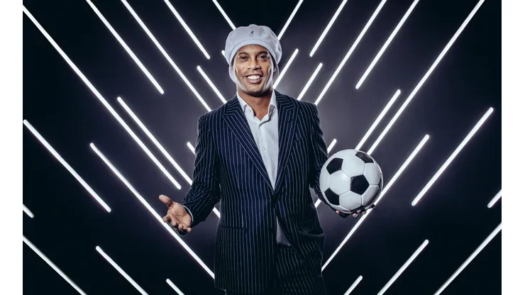 Foto: Michael Regan - FIFA/FIFA via Getty Images | Ronaldinho também é o único jogador a conquistar Copa do Mundo, Liga dos Campeões, Libertadores e Bola de Ouro