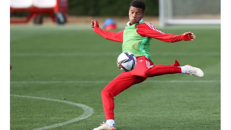 David Neres trocou o Ajax pelo Shakhtar; atacante ex-São Paulo terá 11 compatriotas no elenco, na equipe ucraniana