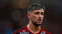 Foto: Bruna Prado/Getty Images - Arrascaeta tem renovação estagnada no Flamengo por causa de postura de seu empresário