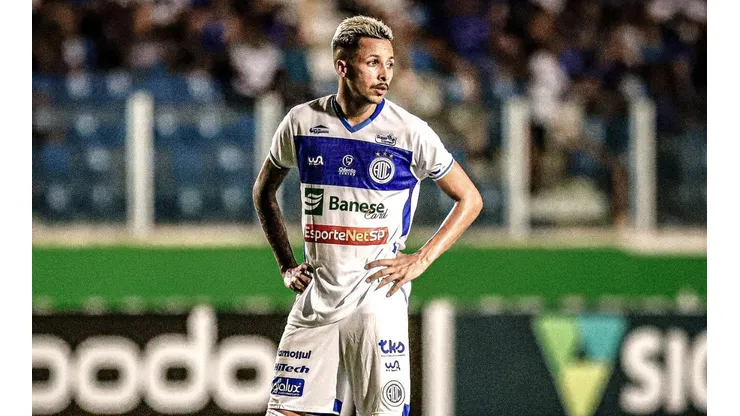 Foto: (Flickr Oficial Confiança/Lucas Almeida/ADC) - O 'Super Saiyajin' Ítalo continuará vestindo a camisa do Confiança