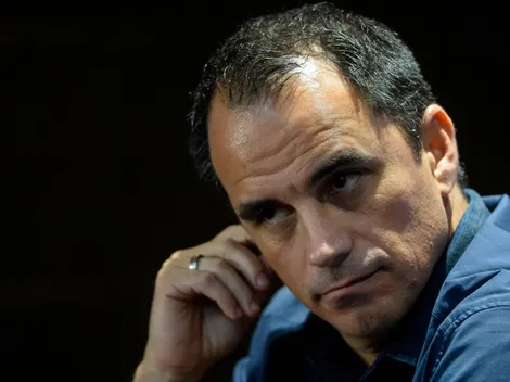 Rodrigo Caetano age na surdina e faz oferta para atacante disputado no mercado