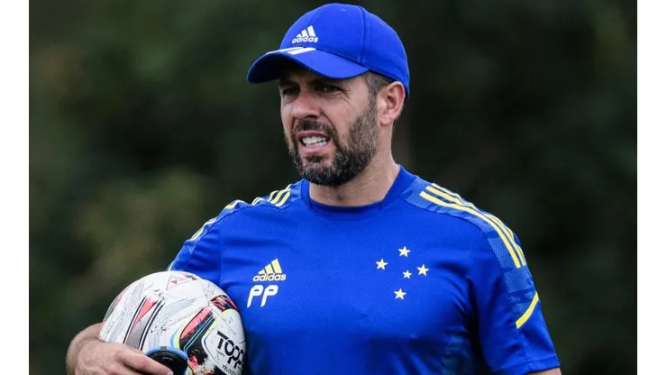Foto: Gustavo Aleixo/Cruzeiro/Divulgação - Pezzolano: técnico aguarda reforços no Cabuloso