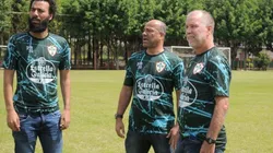 Sérgio Soares e comissão técnica conhecendo a estrutura da Portuguesa (Foto: Dorival Rosa/Portuguesa)