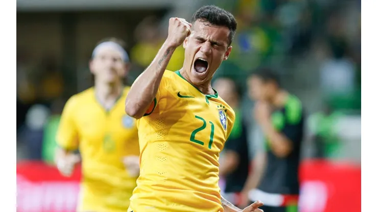 Coutinho sonha em disputar a Copa do Mundo de 2022 (Foto: Marcello Zambrana/AGIF)