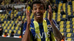 (Photo by /BSR Agency/Getty Images) - Jornal turco noticiou negociações do Timão pelo volante.