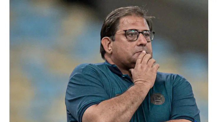 Foto: (Jorge Rodrigues/AGIF) - Preterido por Guto Ferreira, jogador está de saída do Bahia