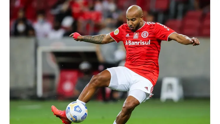 Foto: Pedro H. Tesch/AGIF - Patrick em ação pelo Internacional